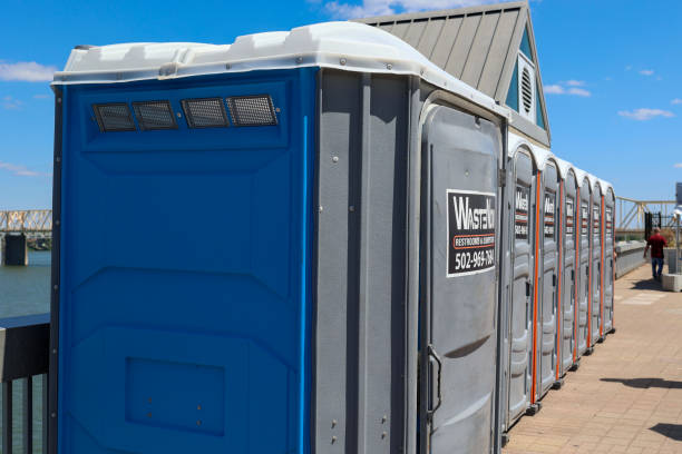 Best Standard Portable Toilet Rental  in Fort Hunt, VA